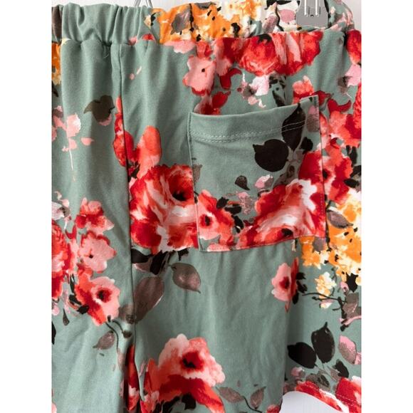 Grace & Lace Women's Blue Pink Cute Girly Wide Leg Shorts Size Medium - Picture 4 of 5